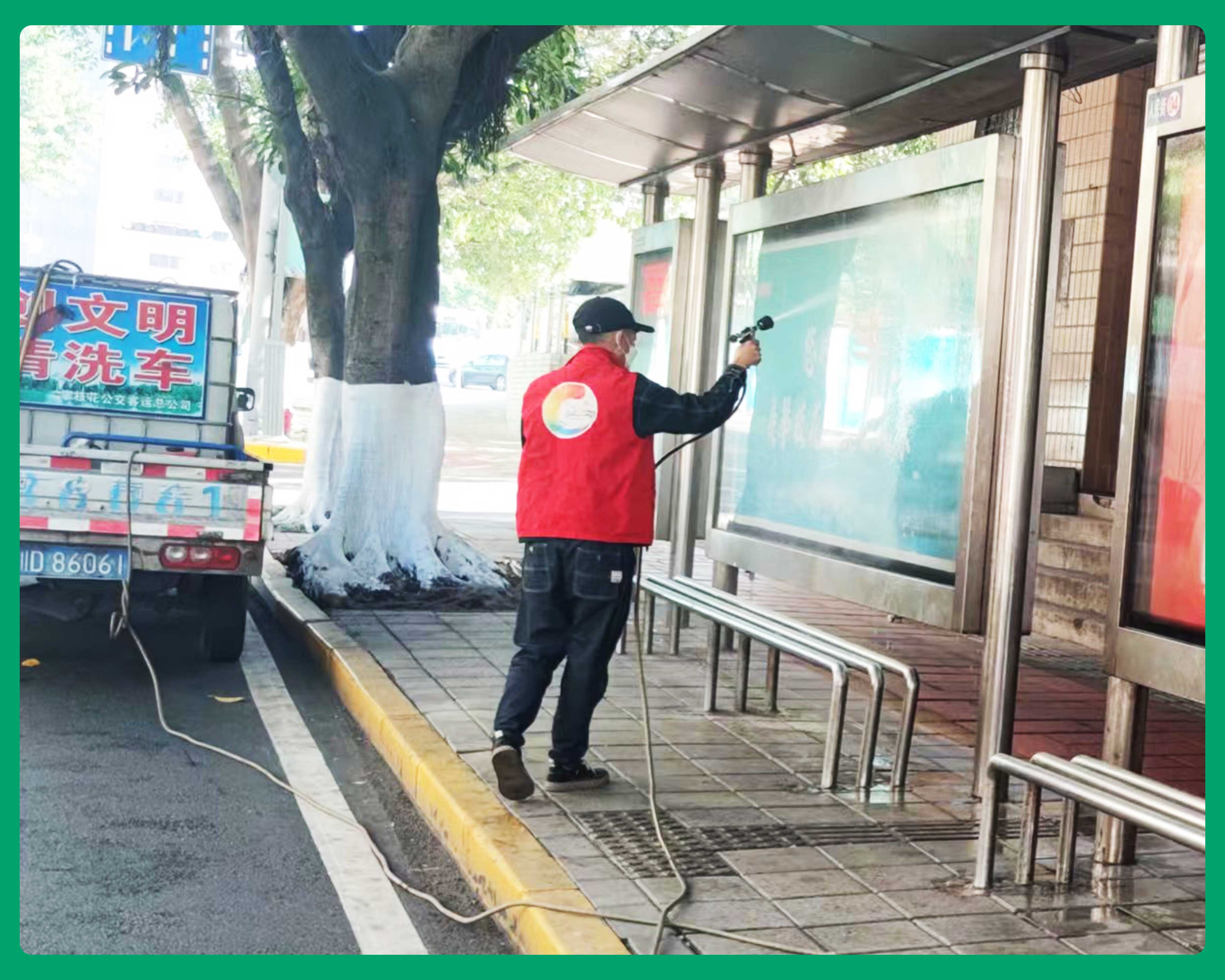 創(chuàng)建全國(guó)文明城市，公交廣告在行動(dòng)